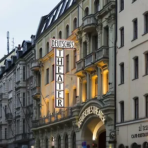 Deutsches Theater Stadtzentrum 4* München